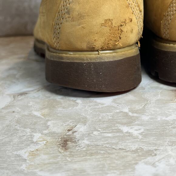 Timberland Boots MENS 10.5M 6-inch Nubuck Tan Leather Work Boots 10061